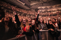 arena-audience-celebration-1916819